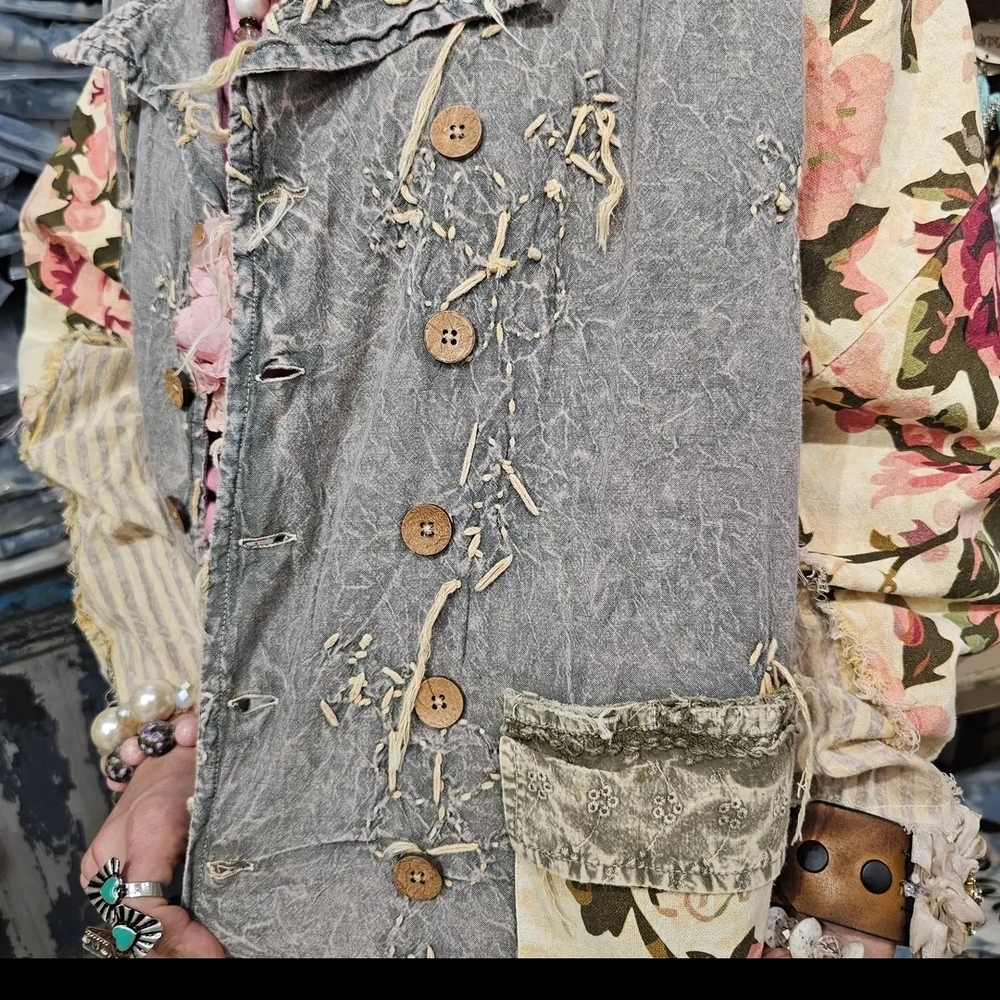 #1396 A Rare Bird Chambray Knotted Shirt/Jacket - Picture 7 of 16